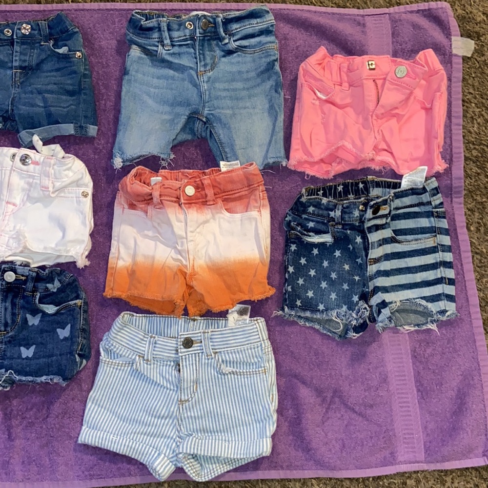 Baby Girl Denim Shorts - Picture 2 of 3